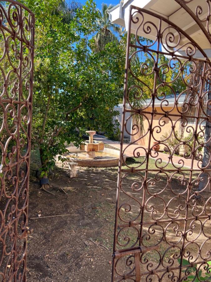Moroccan Style Home With Swimming Pool Los Angeles Exterior photo